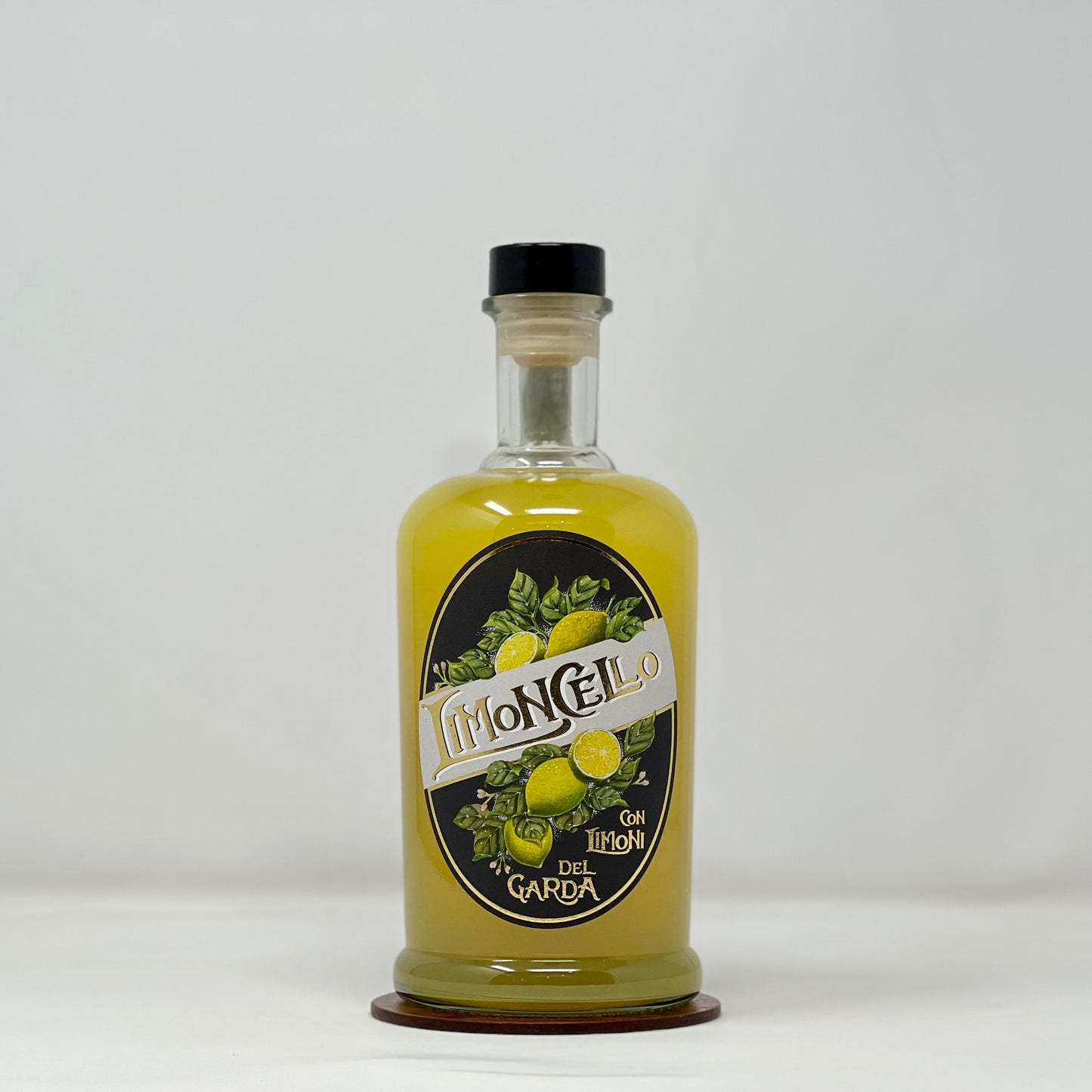 OLIVIA - "Limoncello con limoni del Garda" Liquore di Limone ml700